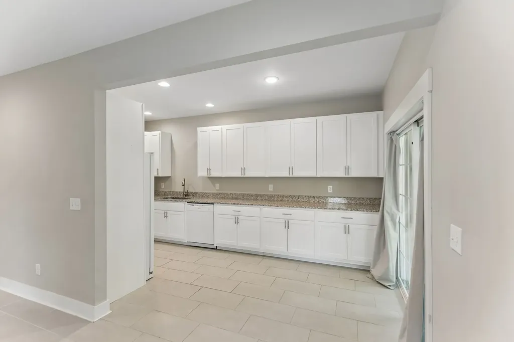 721 Poplar Street Columbia TN 38401