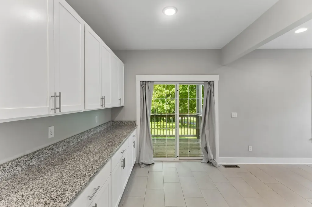 721 Poplar Street Columbia TN 38401