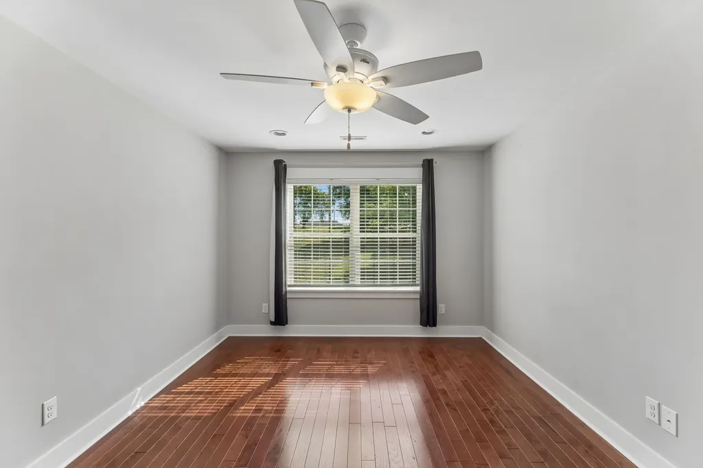 721 Poplar Street Columbia TN 38401