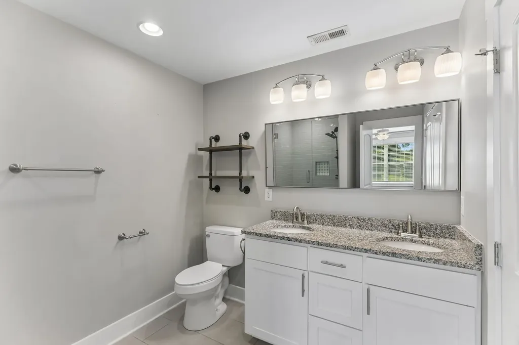 721 Poplar Street Columbia TN 38401