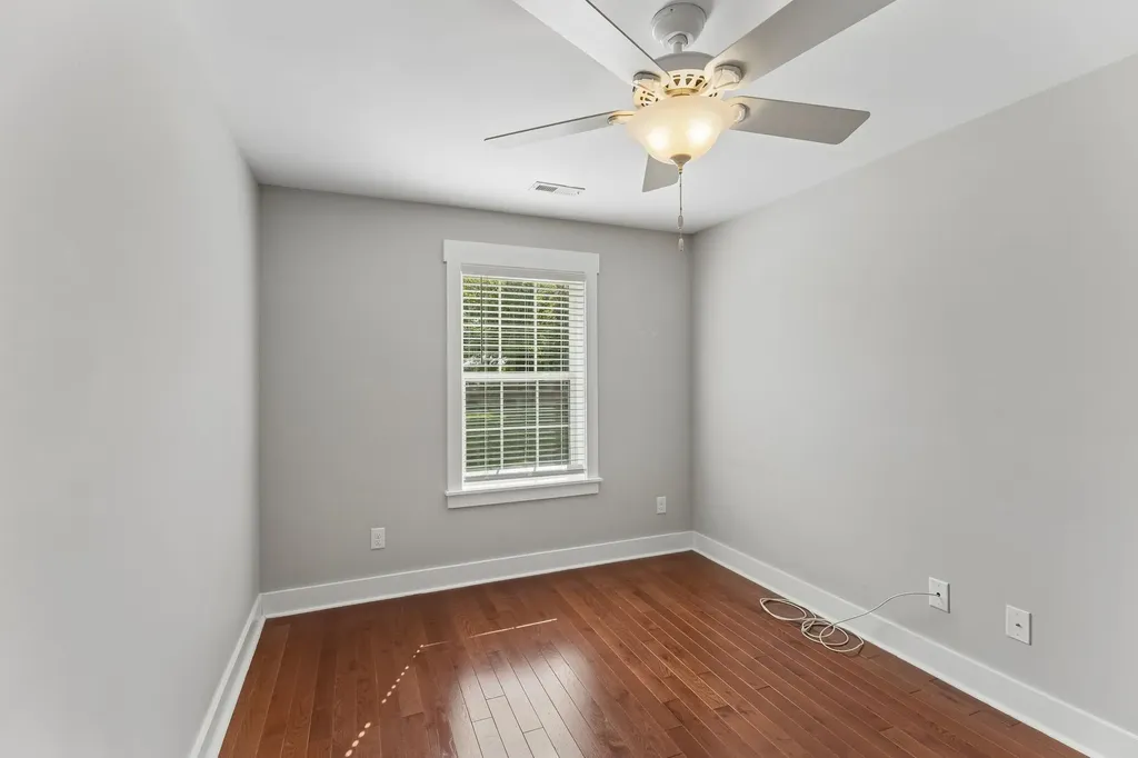 721 Poplar Street Columbia TN 38401