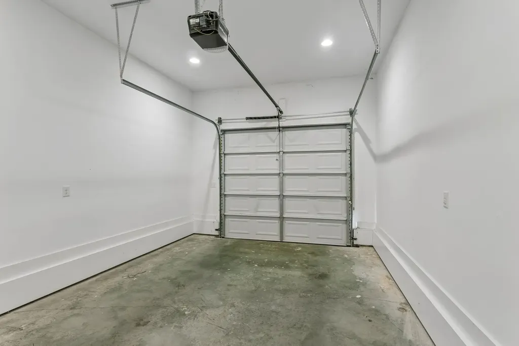 721 Poplar Street Columbia TN 38401