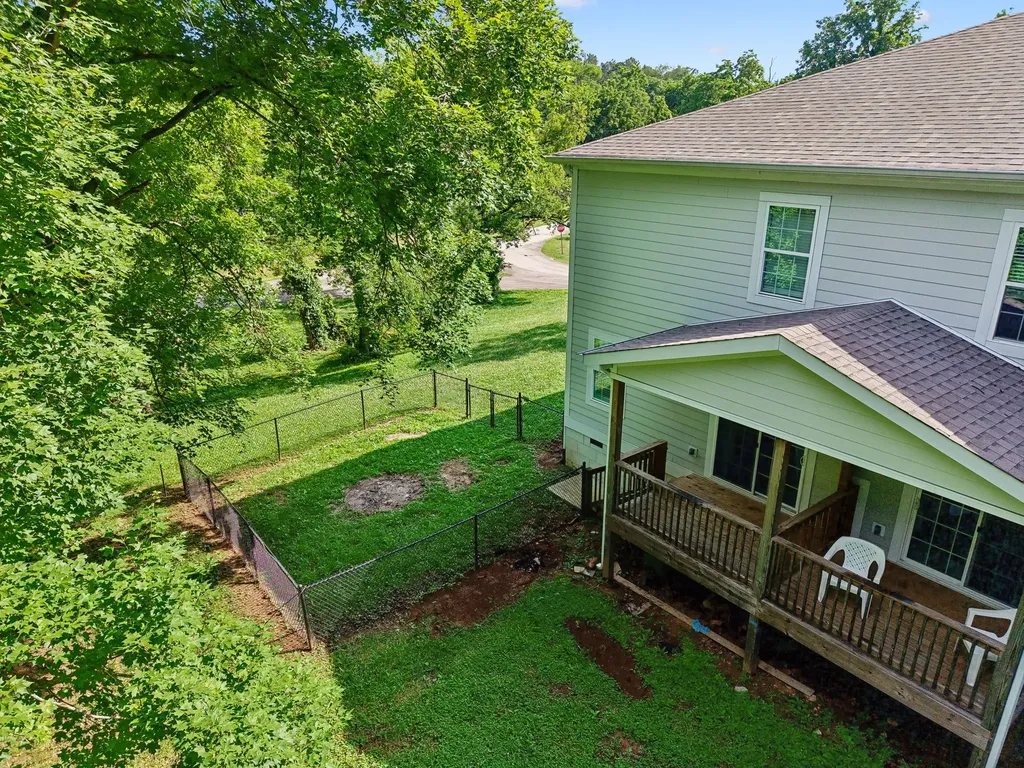 721 Poplar Street Columbia TN 38401