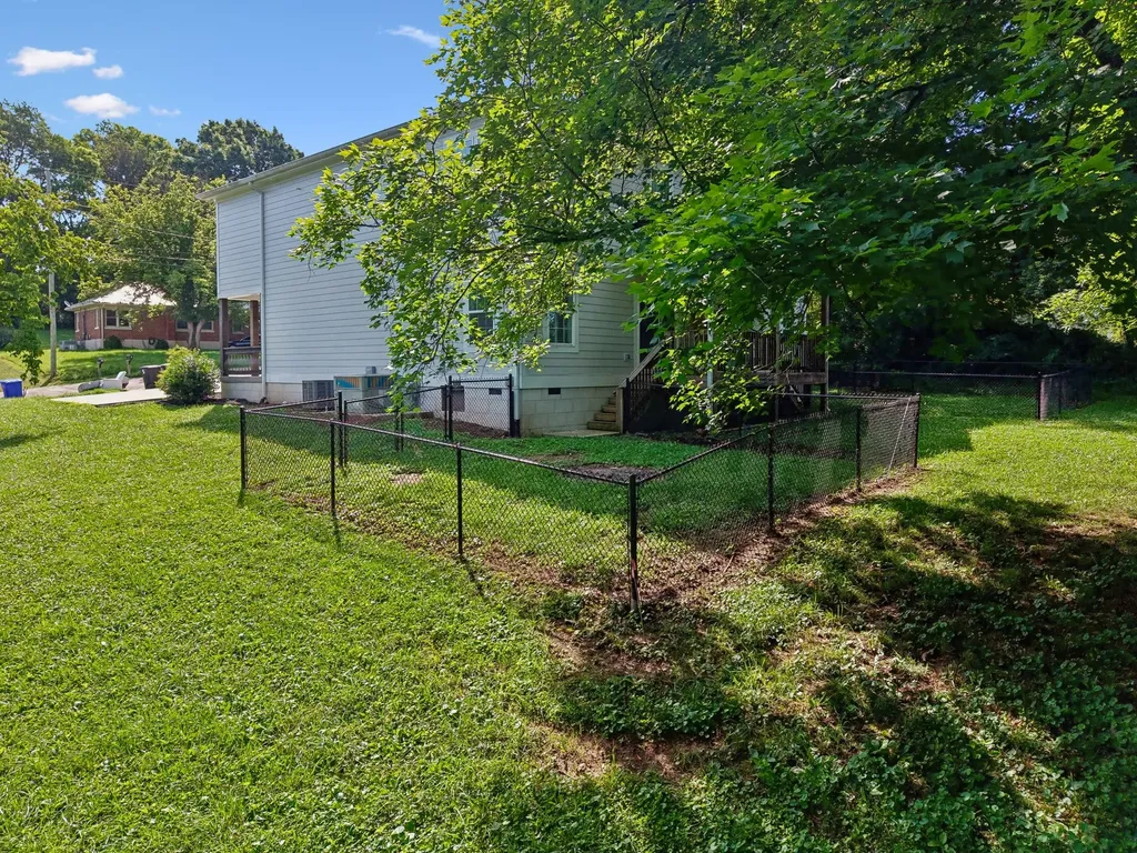 721 Poplar Street Columbia TN 38401