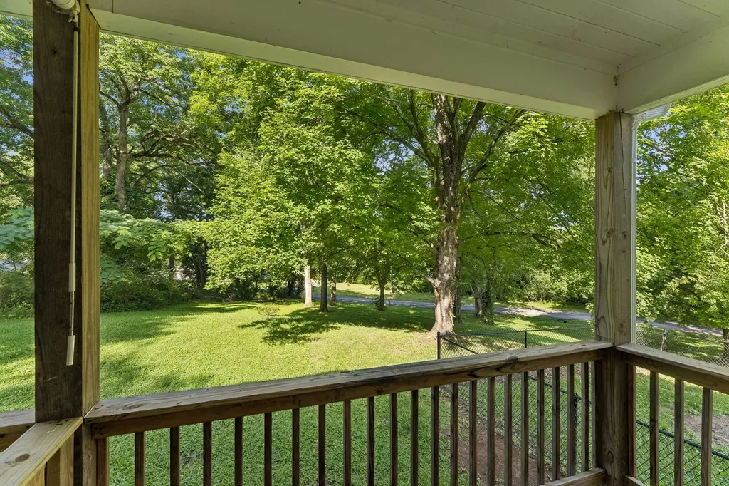 721 Poplar Street Columbia TN 38401