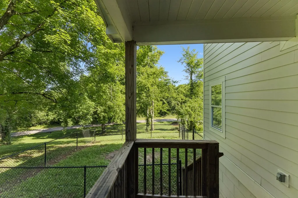 721 Poplar Street Columbia TN 38401