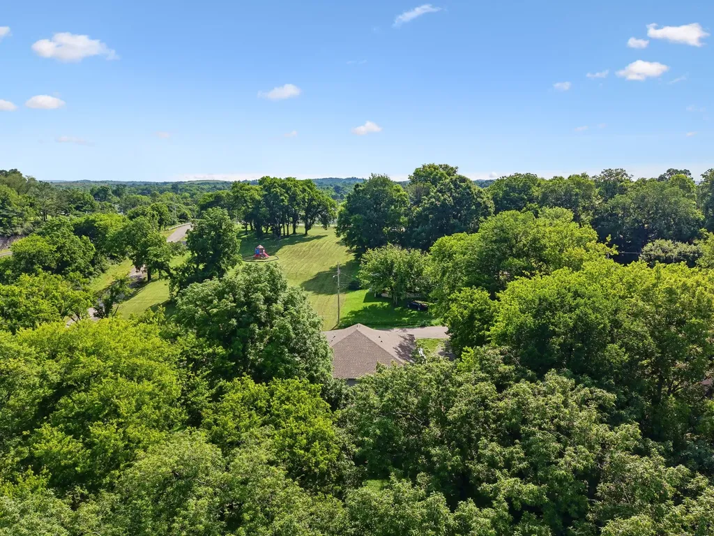 721 Poplar Street Columbia TN 38401