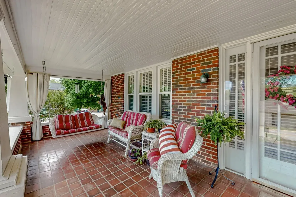 431 Highland Avenue, NW Cleveland TN 37311