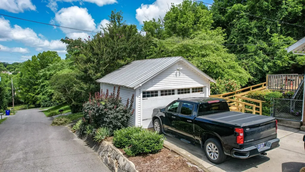 431 Highland Avenue, NW Cleveland TN 37311