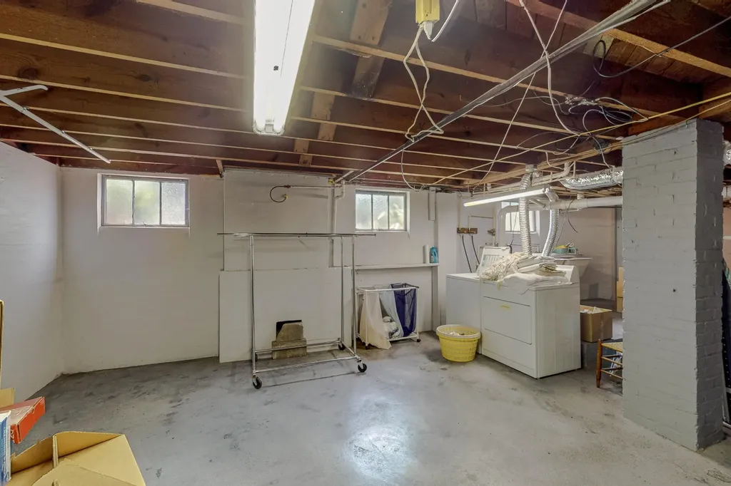 431 Highland Avenue, NW Cleveland TN 37311