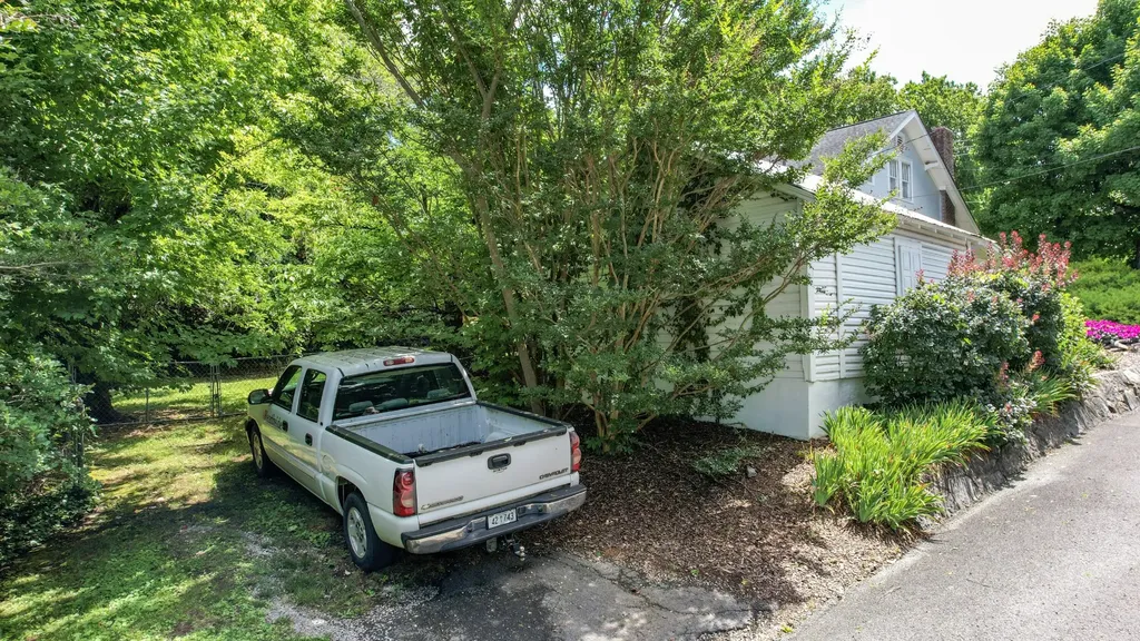 431 Highland Avenue, NW Cleveland TN 37311