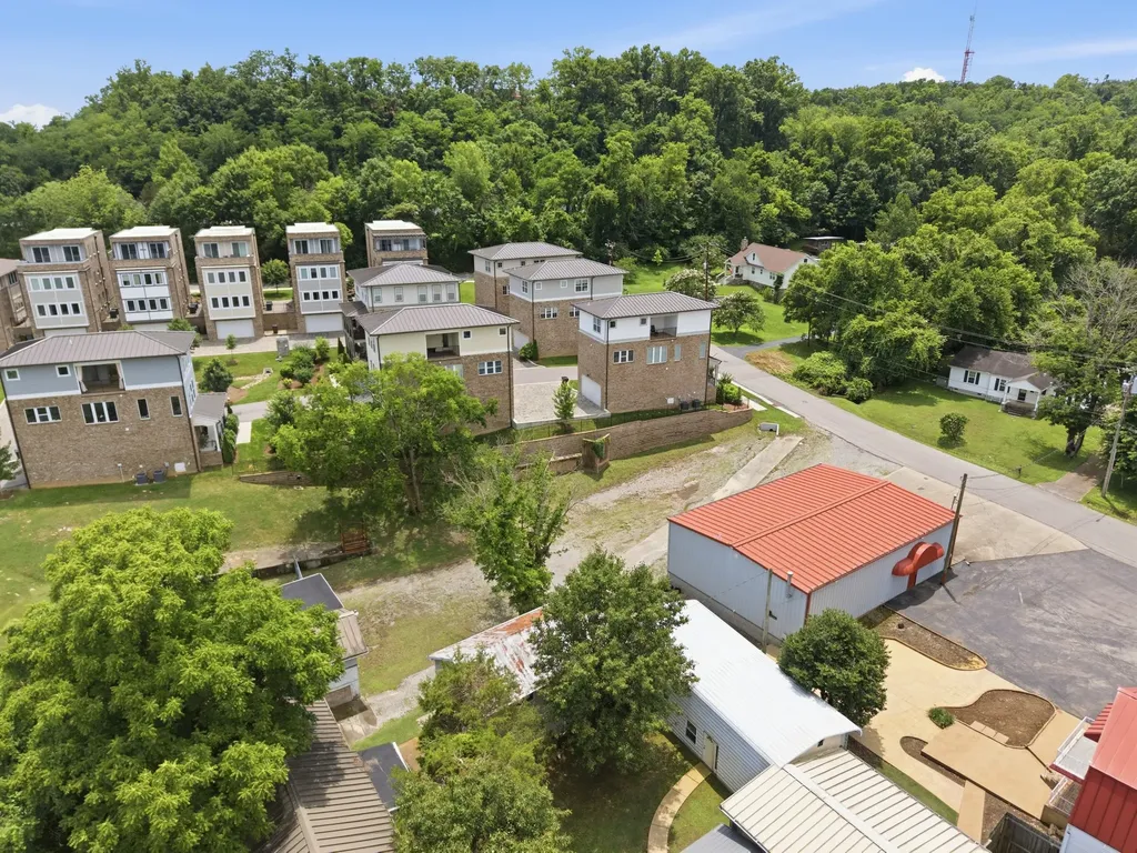 101 Demoss Road Nashville TN 37209