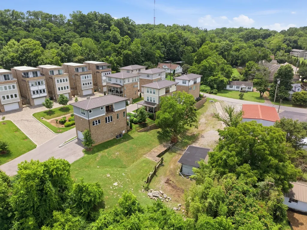 101 Demoss Road Nashville TN 37209