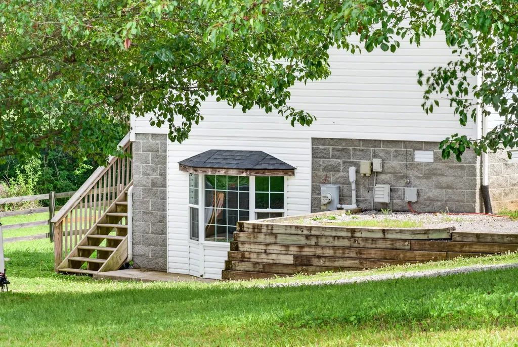 1009 Madalyn Way Portland TN 37148