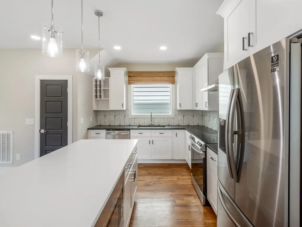 2116 Courtney Avenue Nashville TN 37218