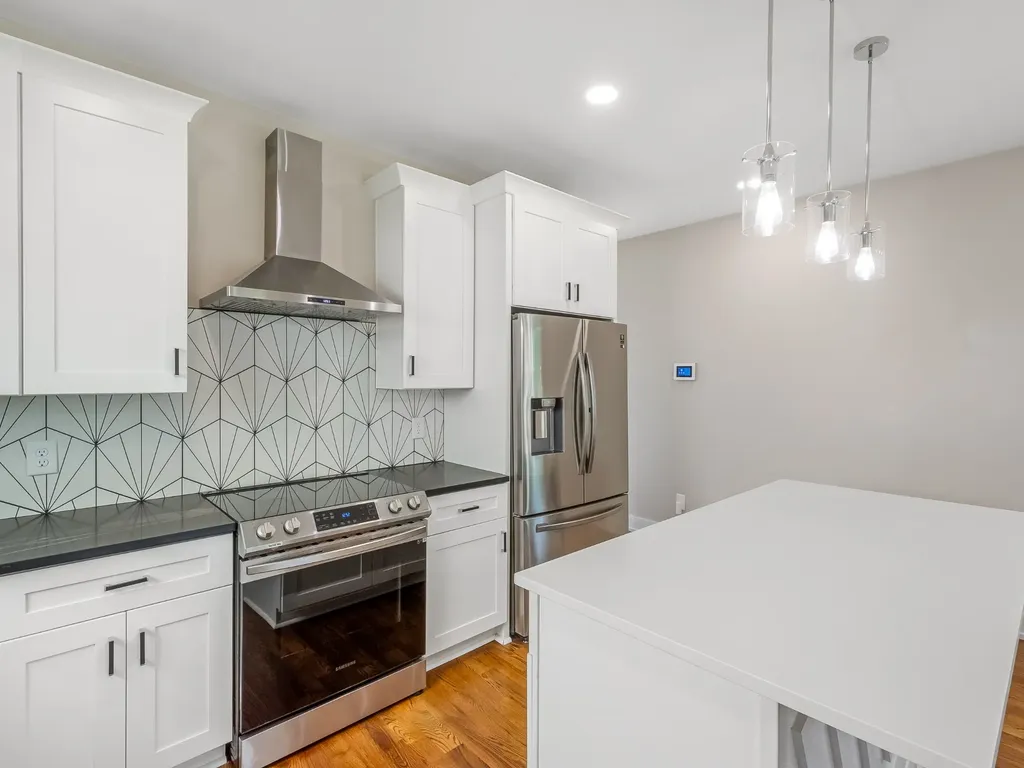 2116 Courtney Avenue Nashville TN 37218