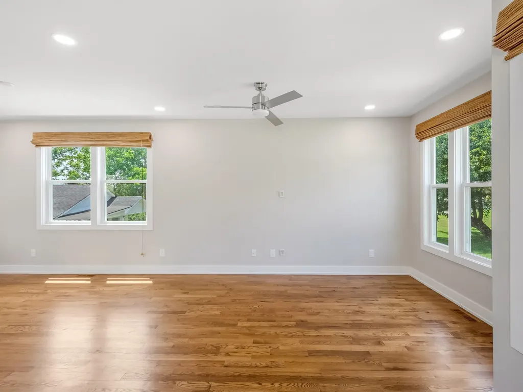 2116 Courtney Avenue Nashville TN 37218