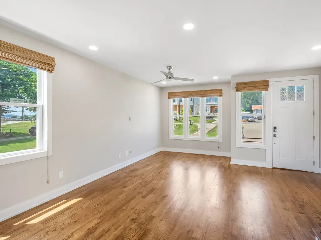 2116 Courtney Avenue Nashville TN 37218