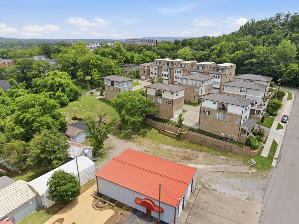 105 Demoss Road Nashville TN 37209