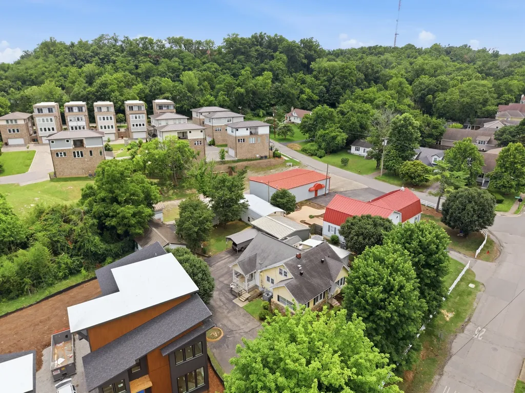 105 Demoss Road Nashville TN 37209