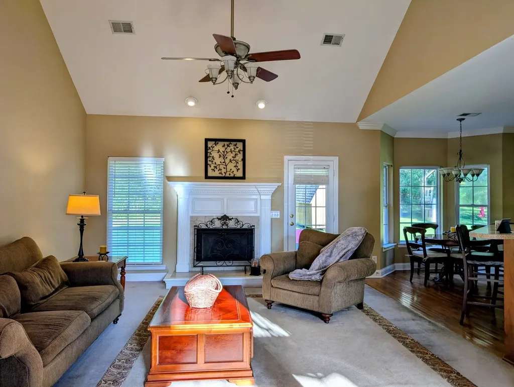 6345 Spera Pointe Crossing Hermitage TN 37076