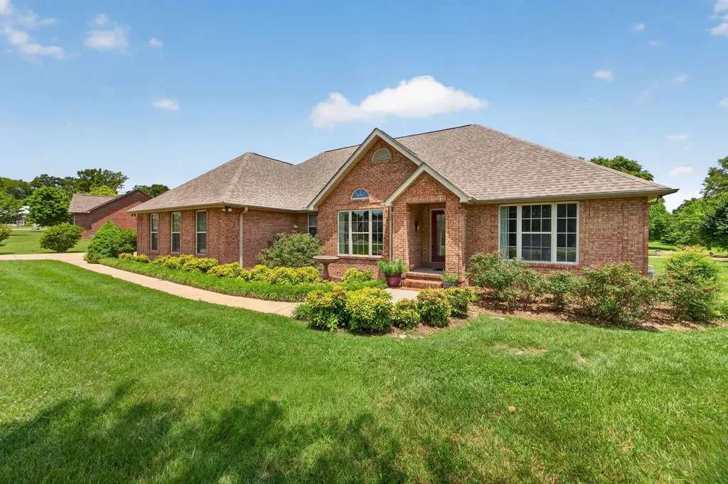 205 Hearthstone Drive Sparta TN 38583