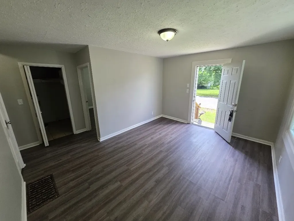 311 Roosevelt Madison TN 37115
