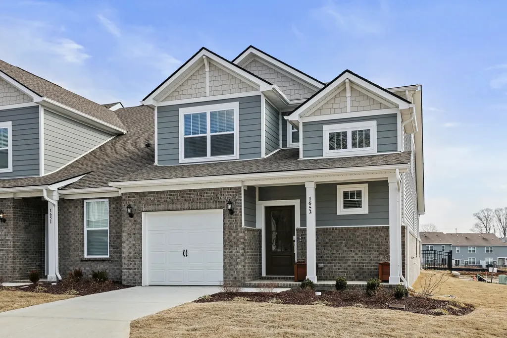 1653 Manuka Lane Columbia TN 38401