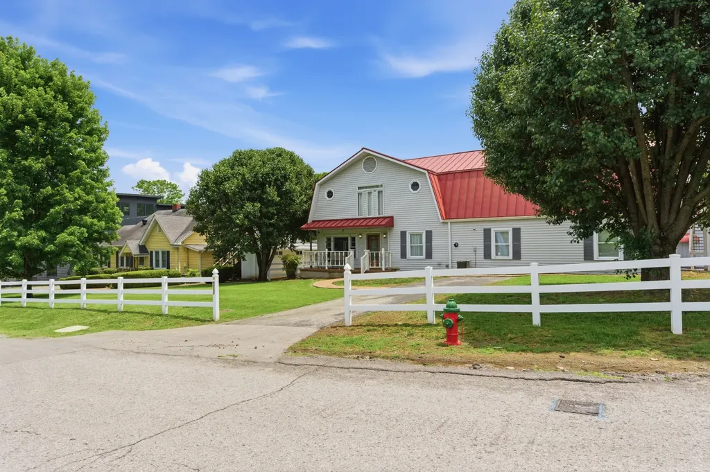 5717 Maudina Avenue Nashville TN 37209