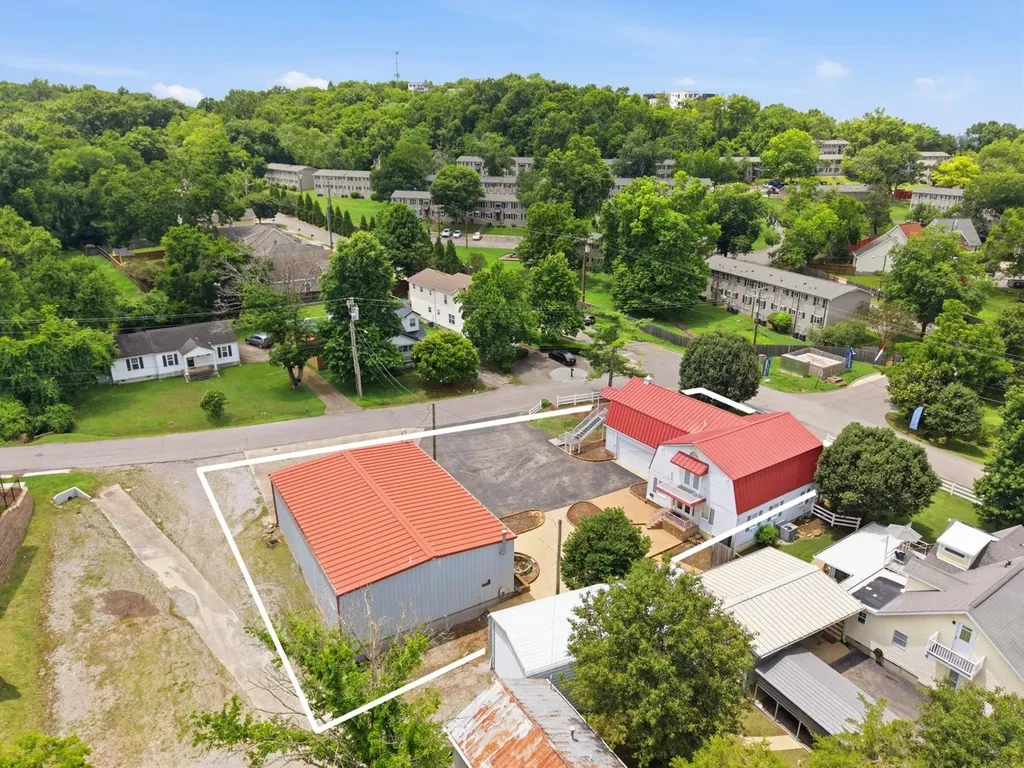 5717 Maudina Avenue Nashville TN 37209
