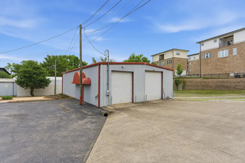 5717 Maudina Avenue Nashville TN 37209