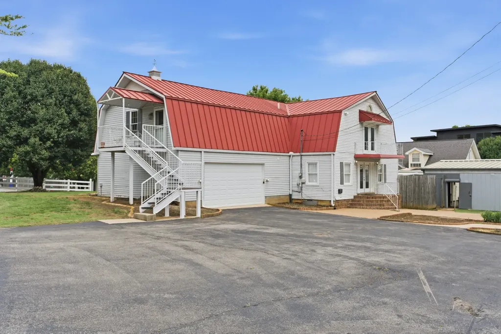 5717 Maudina Avenue Nashville TN 37209