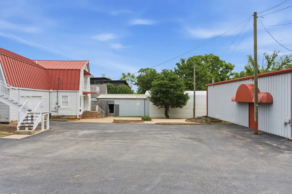 5717 Maudina Avenue Nashville TN 37209
