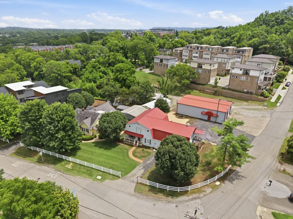 5717 Maudina Avenue Nashville TN 37209