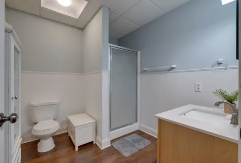 1249 White Road Bon Aqua TN 37025