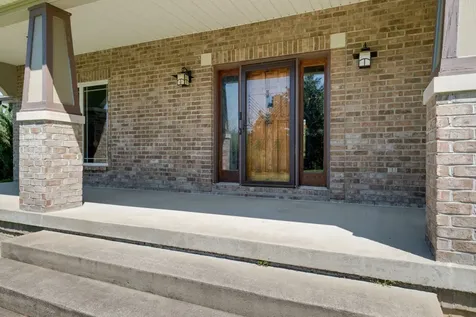 1249 White Road Bon Aqua TN 37025