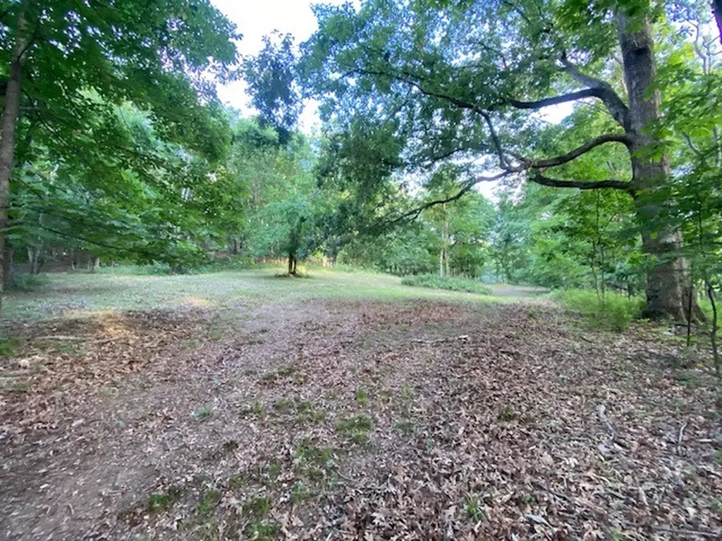 250 Hurt Road Hendersonville TN 37075