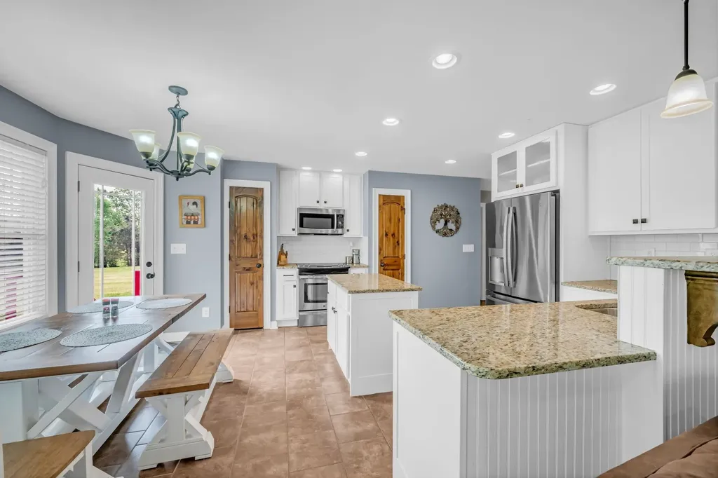 2661 Spencer Mill Road Bon Aqua TN 37025