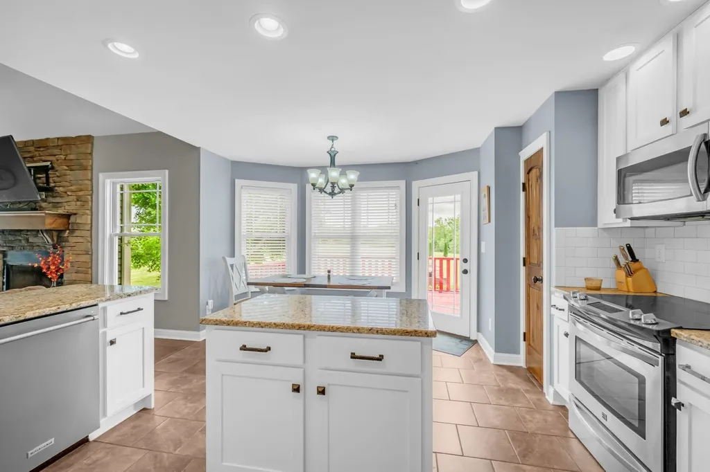 2661 Spencer Mill Road Bon Aqua TN 37025