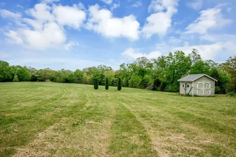 2661 Spencer Mill Road Bon Aqua TN 37025