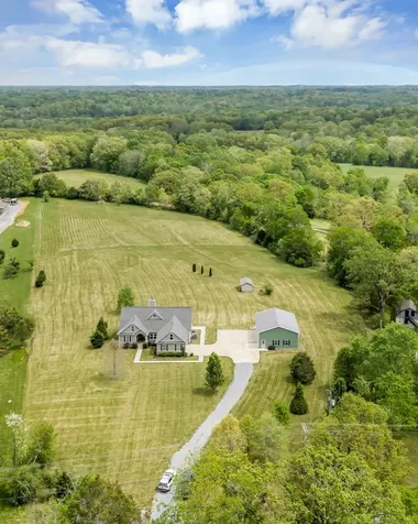 2661 Spencer Mill Road Bon Aqua TN 37025