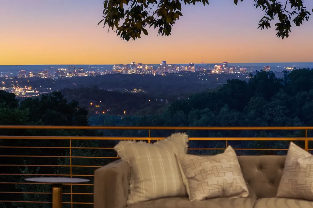 1801 Laurel Ridge Drive Nashville TN 37215