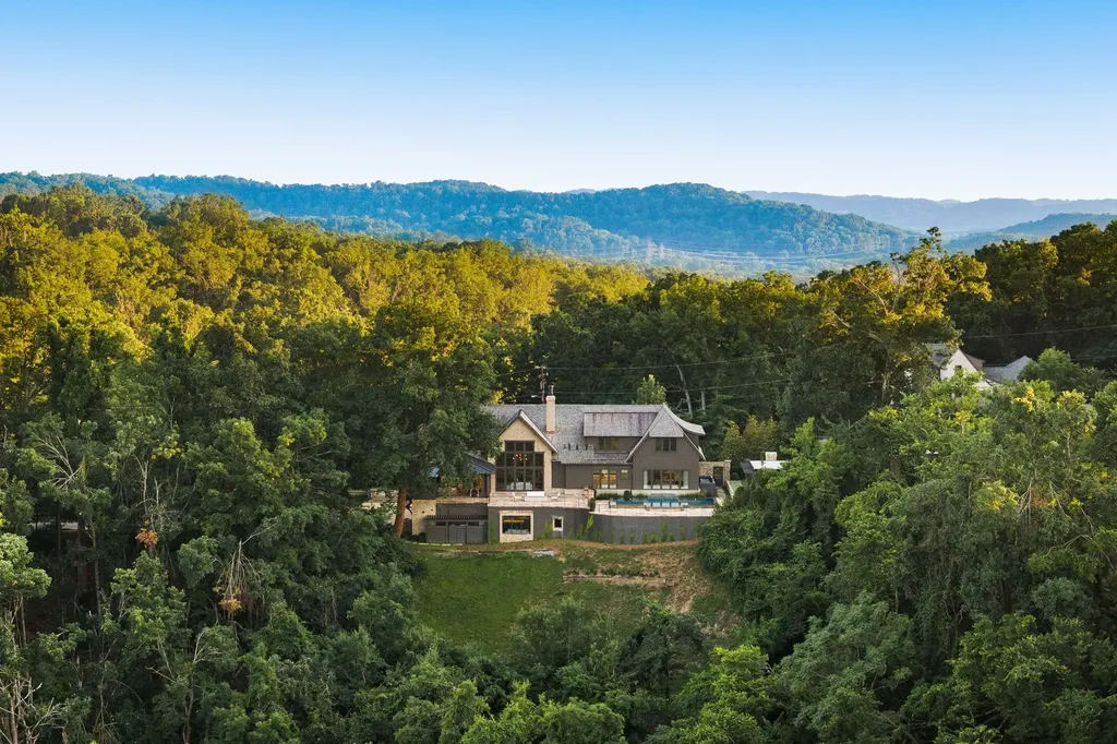 1801 Laurel Ridge Drive Nashville TN 37215
