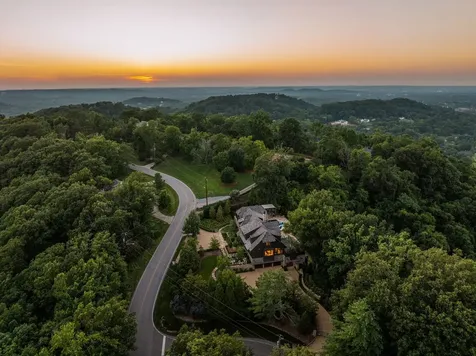 1801 Laurel Ridge Drive Nashville TN 37215