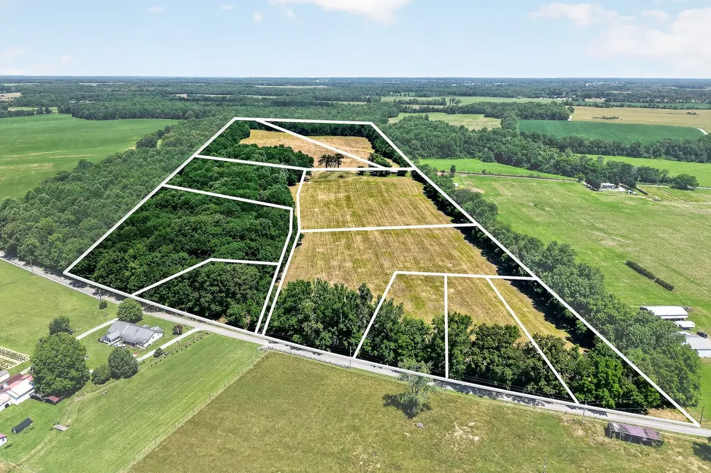 389 Lowery Road Smithville TN 37166