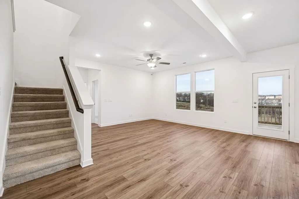 8216 Netterfield Drive White House TN 37188