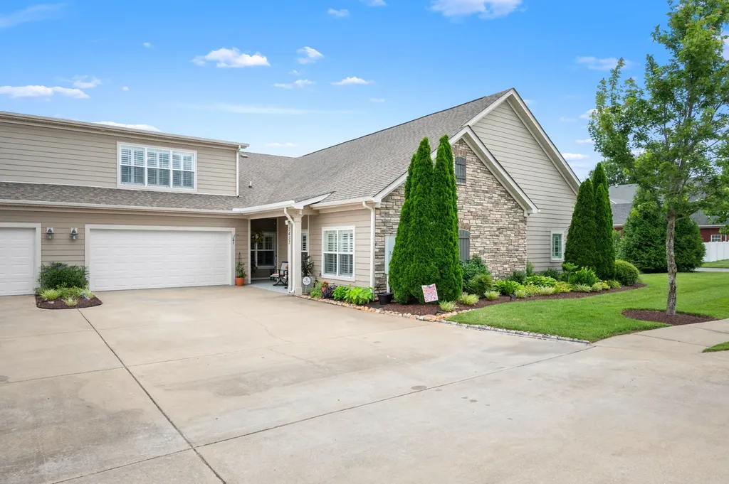 Murfreesboro TN, 2457 Bridgeway Street