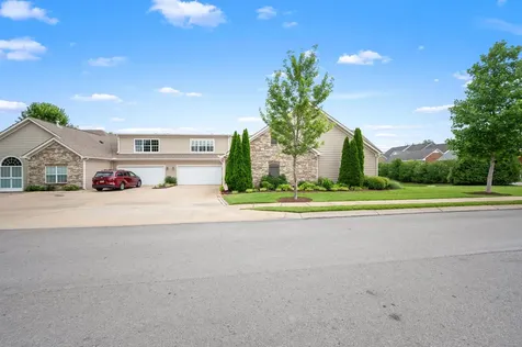 2457 Bridgeway Street Murfreesboro TN 37128