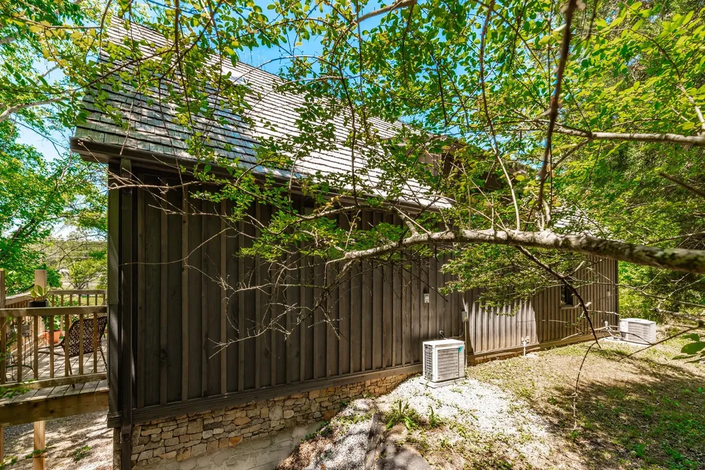 1506 Rock Springs Road Bethpage TN 37022