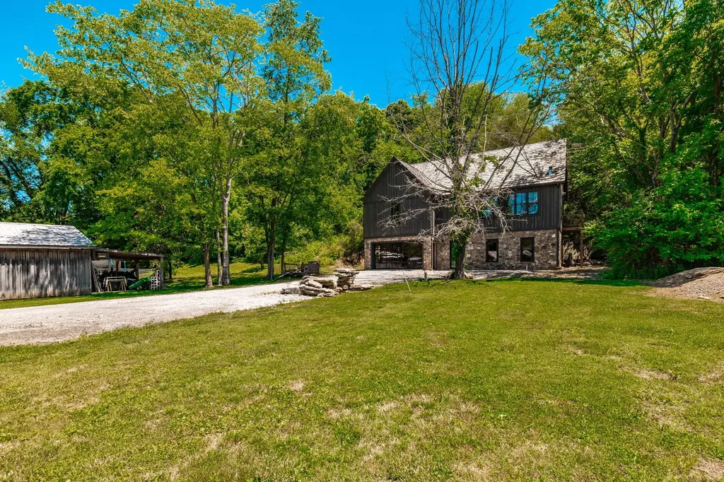 1506 Rock Springs Road Bethpage TN 37022